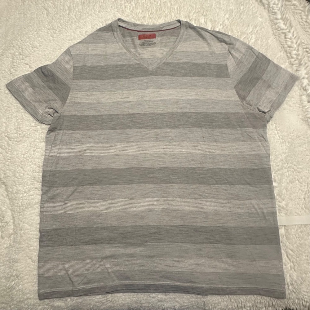 Alfani Men's Slim Fit V-Neck T-Shirt XX-Large Gray Horizontal Striped Short Slee